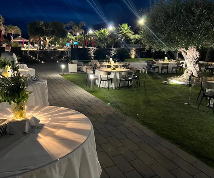 Evento nel giardino del Santantonio Resort