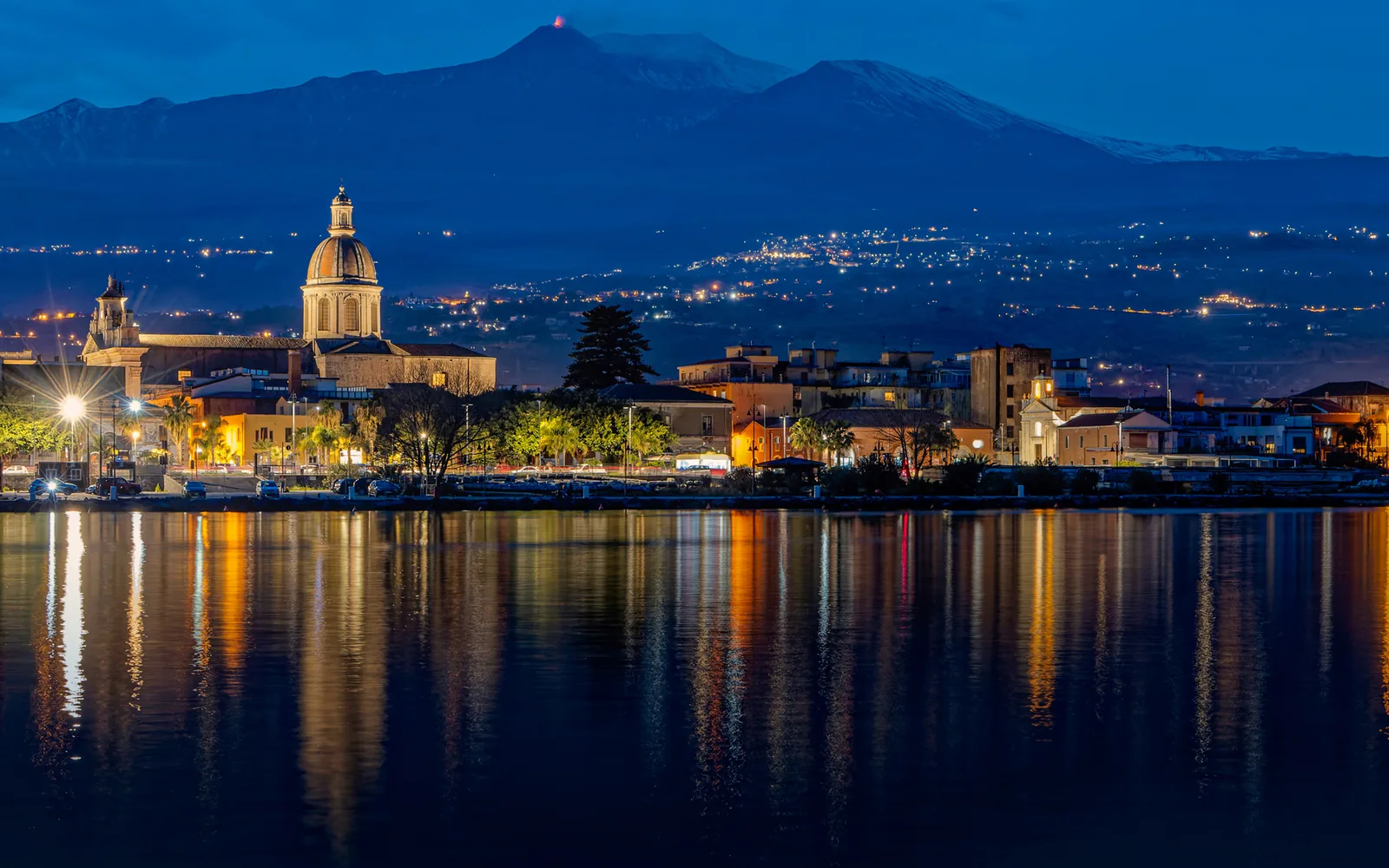Riposto e l'Etna